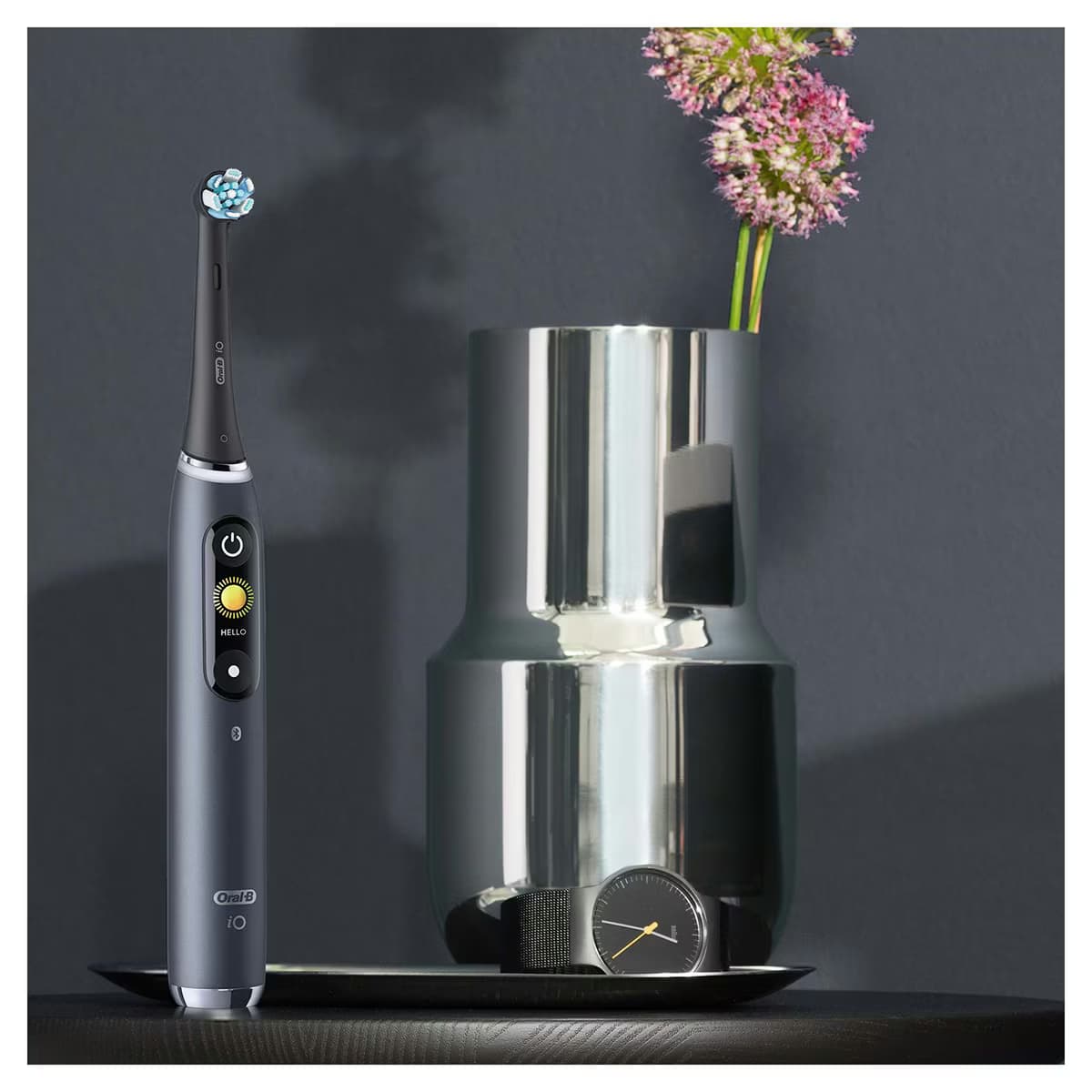 Oral-B iO9 Şarjlı Diş Fırçası Siyah 2