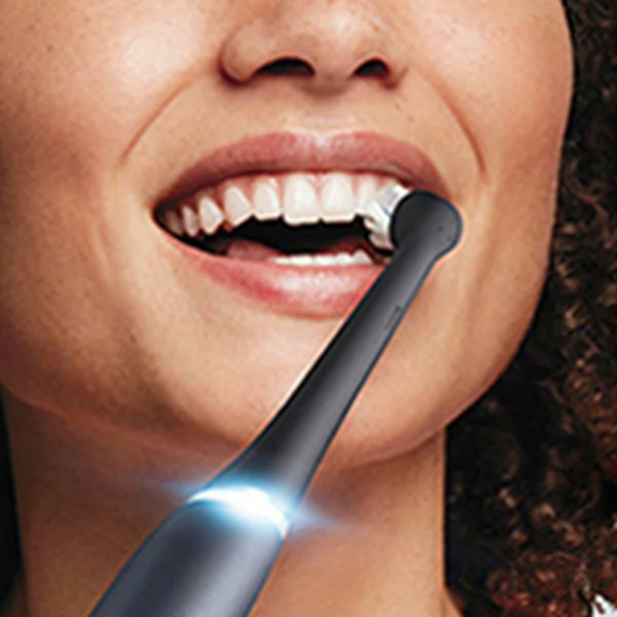Oral-B iO9 Şarjlı Diş Fırçası Siyah 3