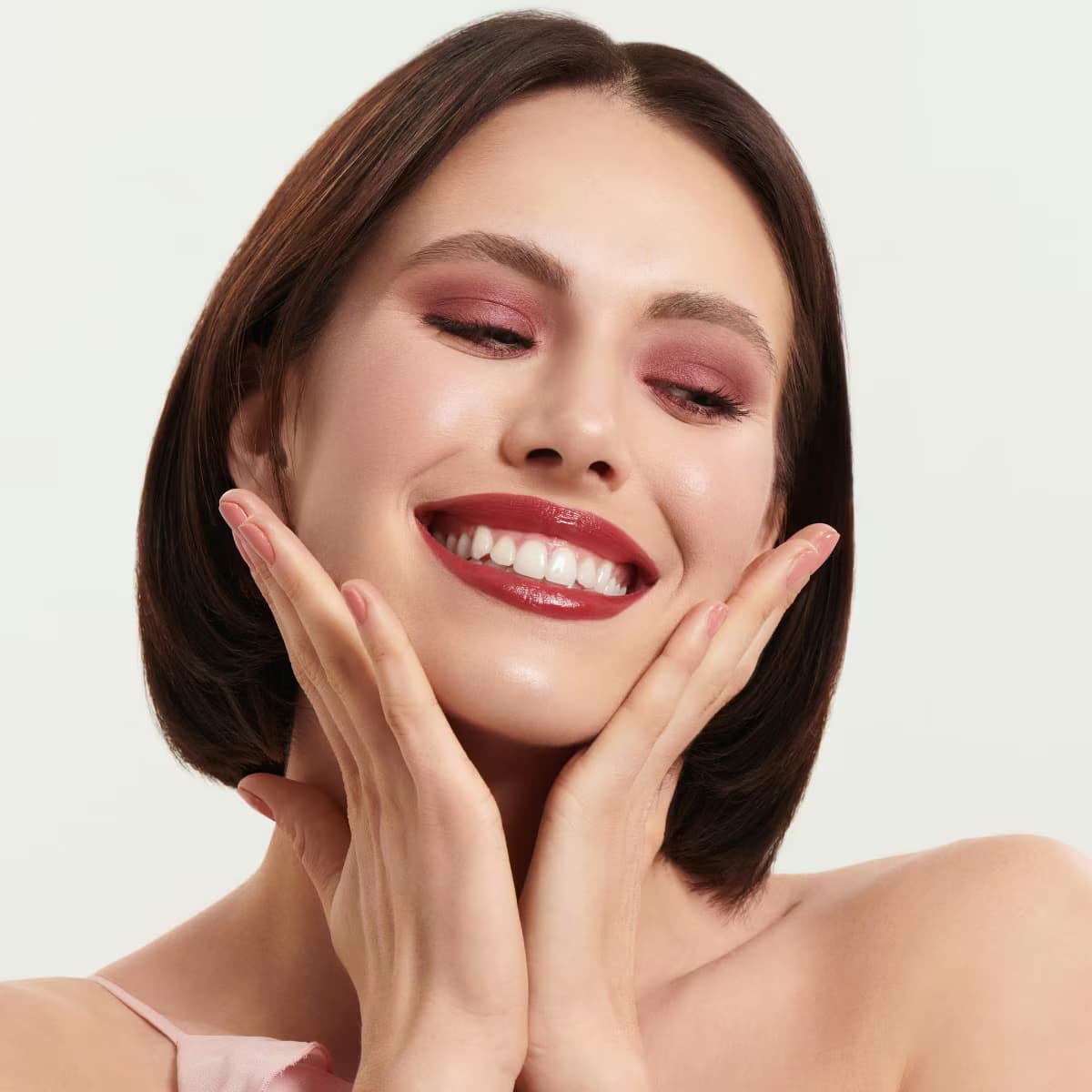 Pastel Nude Lipstick Nude Ruj 534 4