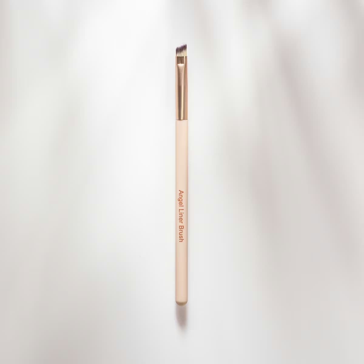 Watsons Açılı Eyeliner Fırçası 4