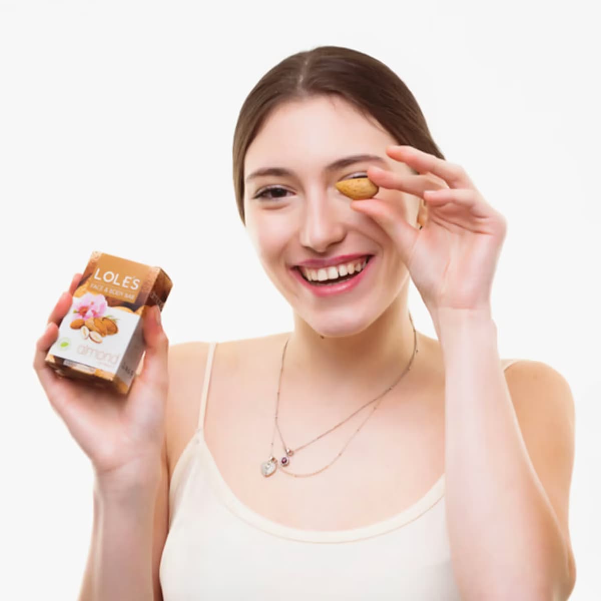 Lole's Katı Sabun Badem Bitkisel 100 gr 4