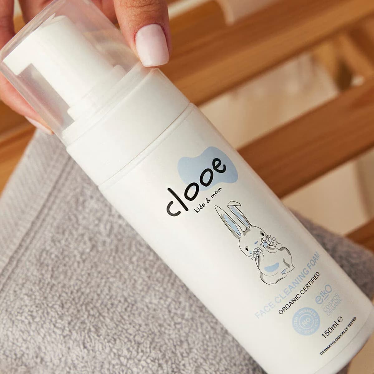 Clooe Yüz Temizleme Köpüğü Organik 150 ml 4