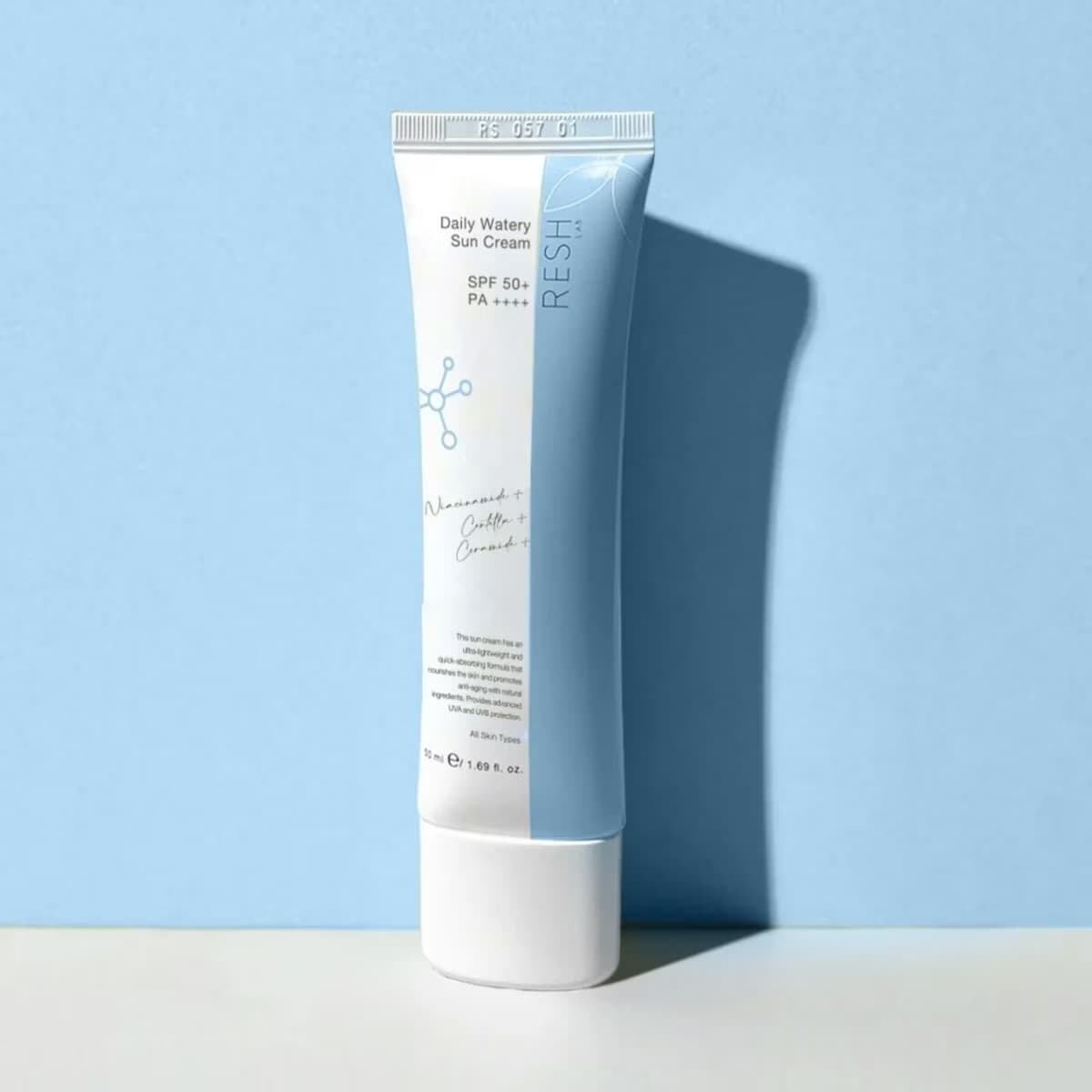 Resh Lab Daily Watery Sun Cream SPF50+ 50 ml 3